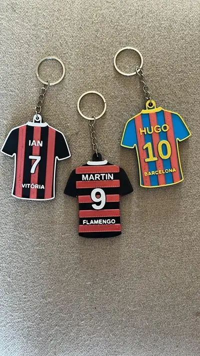 Image 2 : Porte-clés Maillot de foot personnalisable